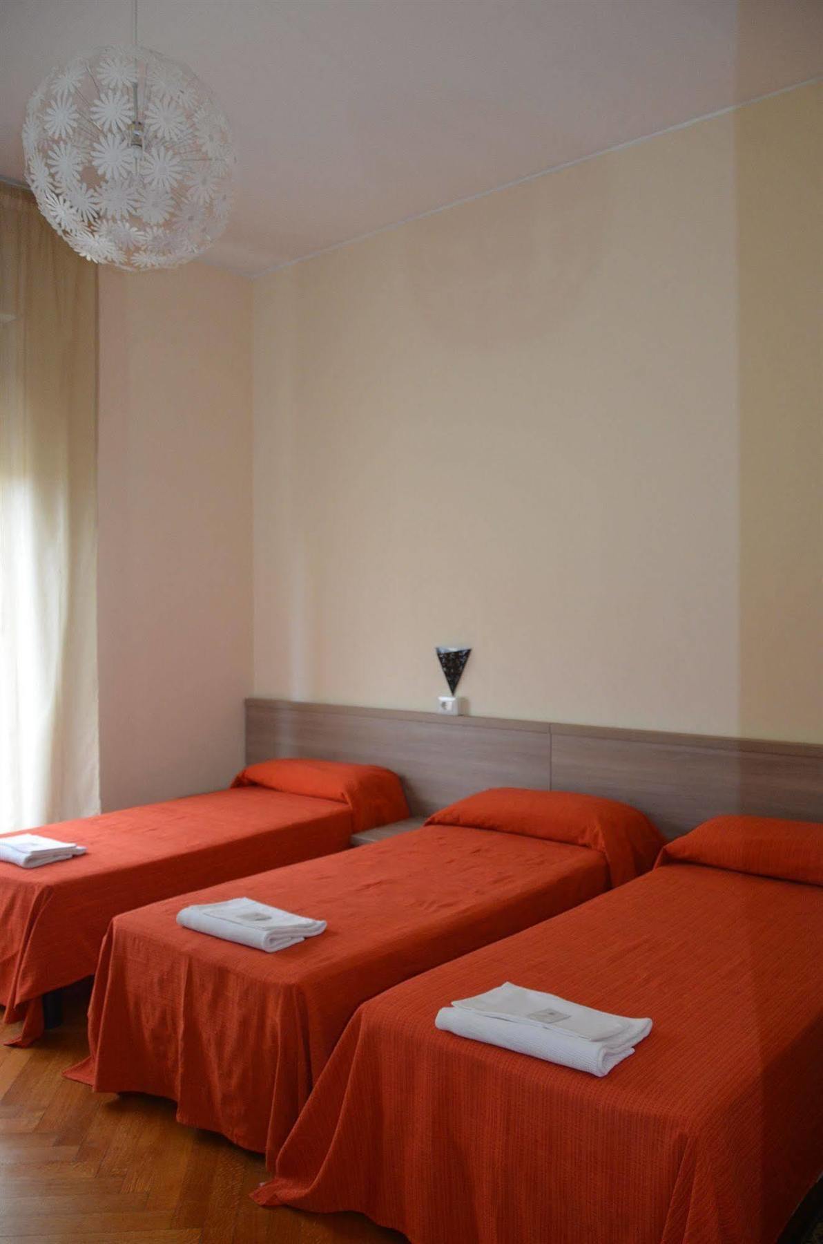 Villa Cheta Milan Exterior photo