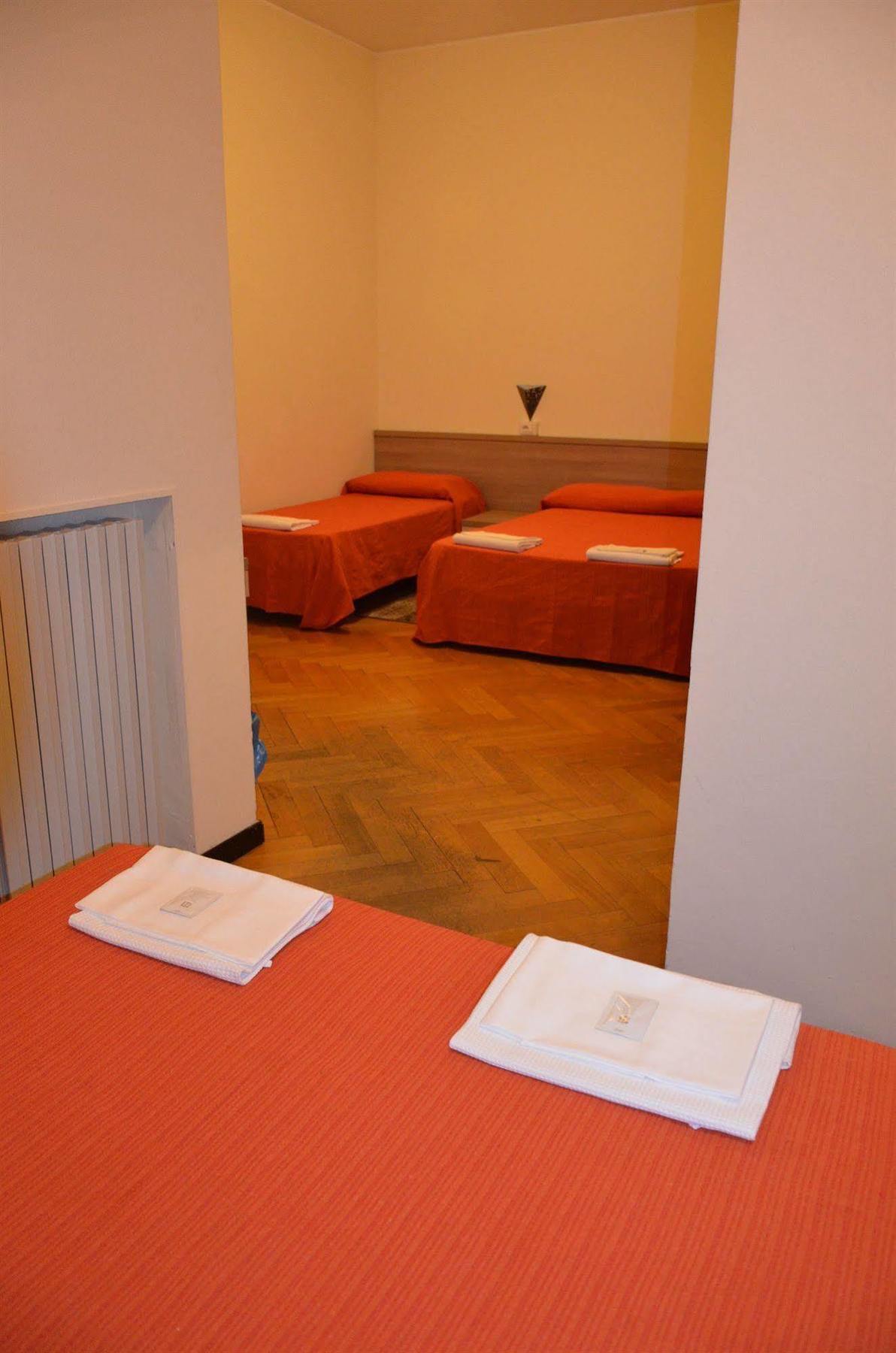 Villa Cheta Milan Exterior photo