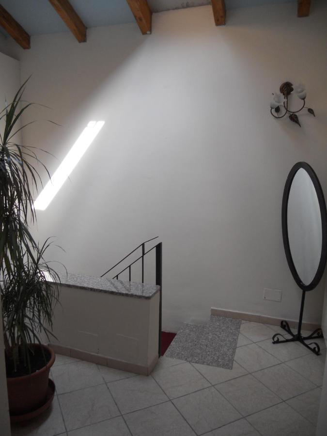 Villa Cheta Milan Exterior photo